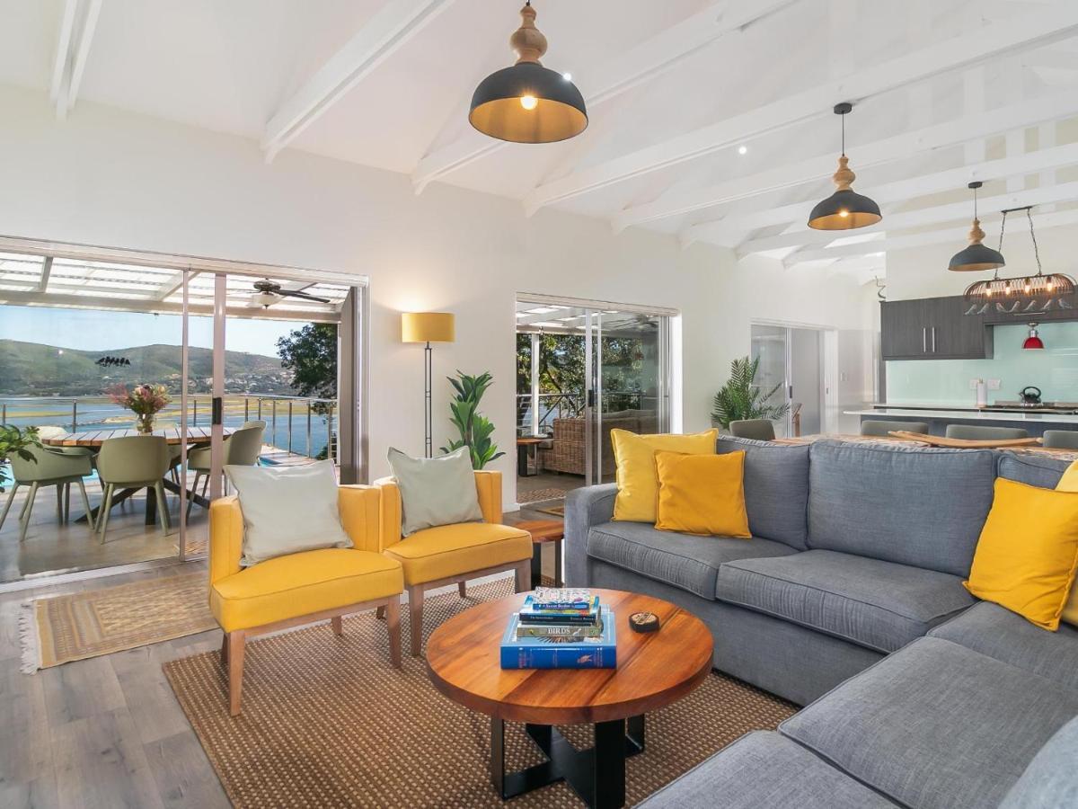 Stunning With Pool And Views Of Apartamento Knysna