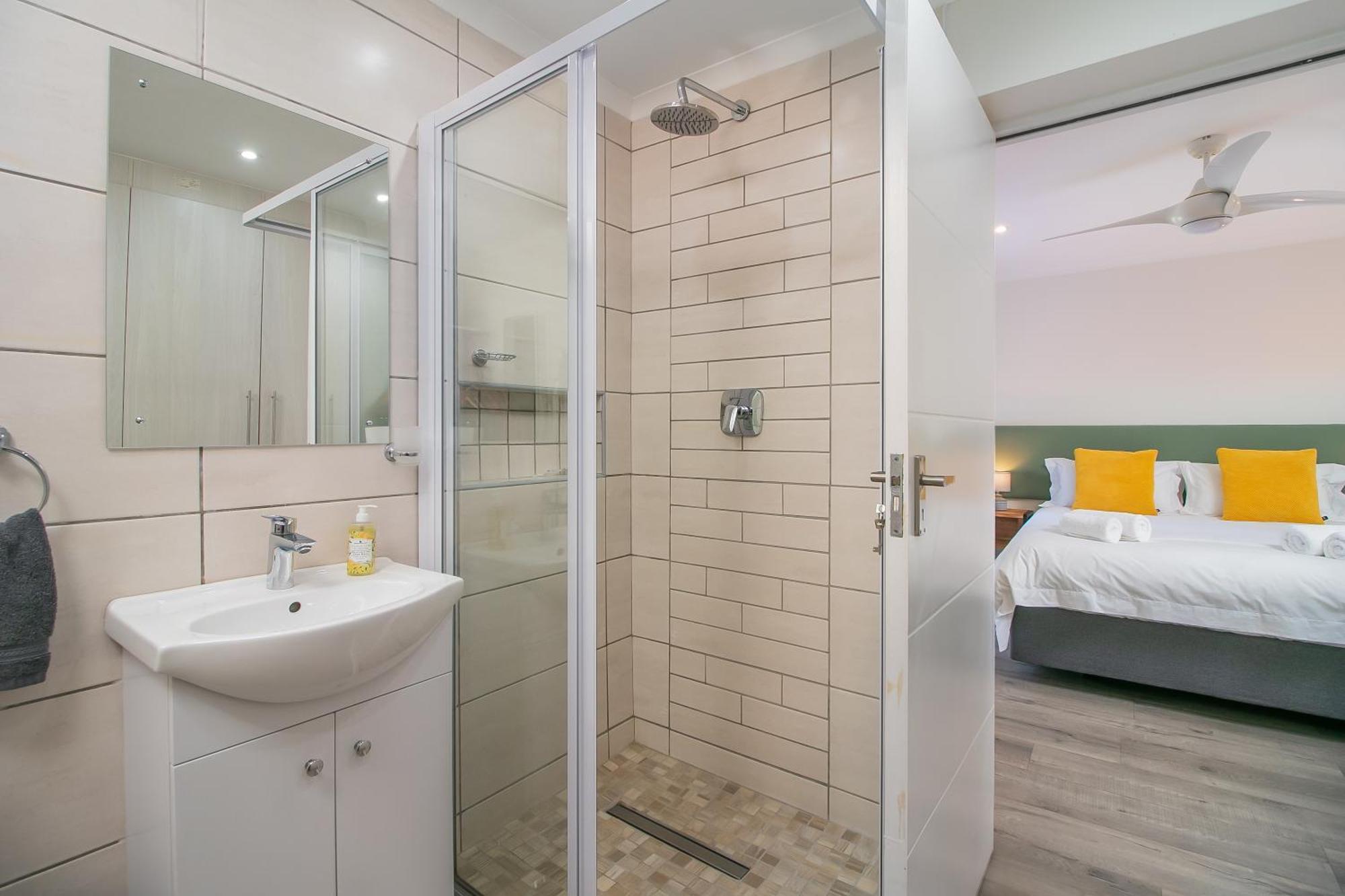 Stunning With Pool And Views Of Apartamento *