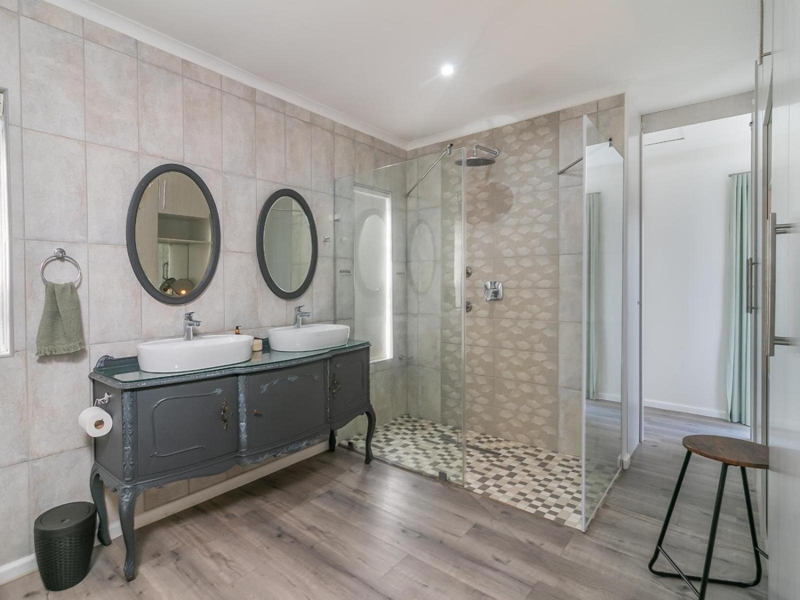 Stunning With Pool And Views Of